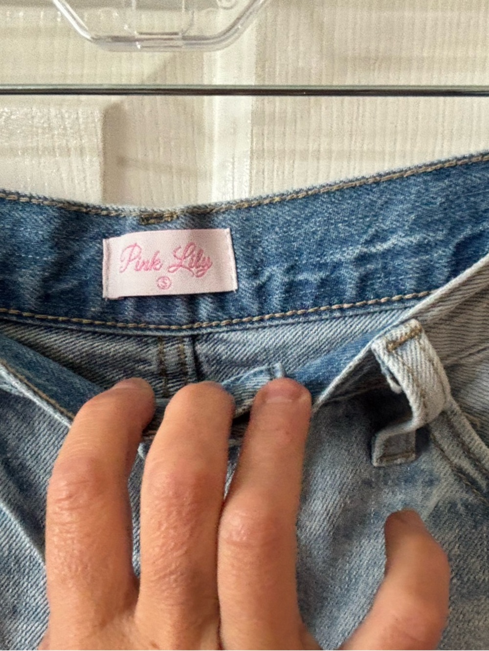 Pink Lily Light Wash High-Rise Women's Jeans